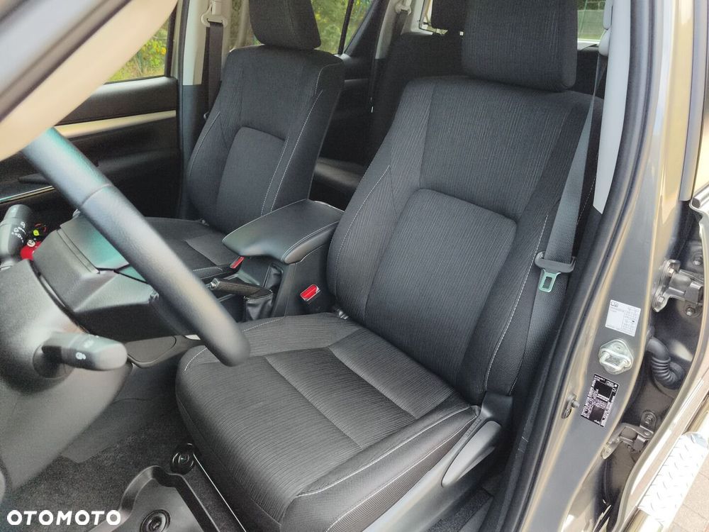 Toyota Hilux 2.8 D-4D mHEV Double Cab Executive 4x4 - 18