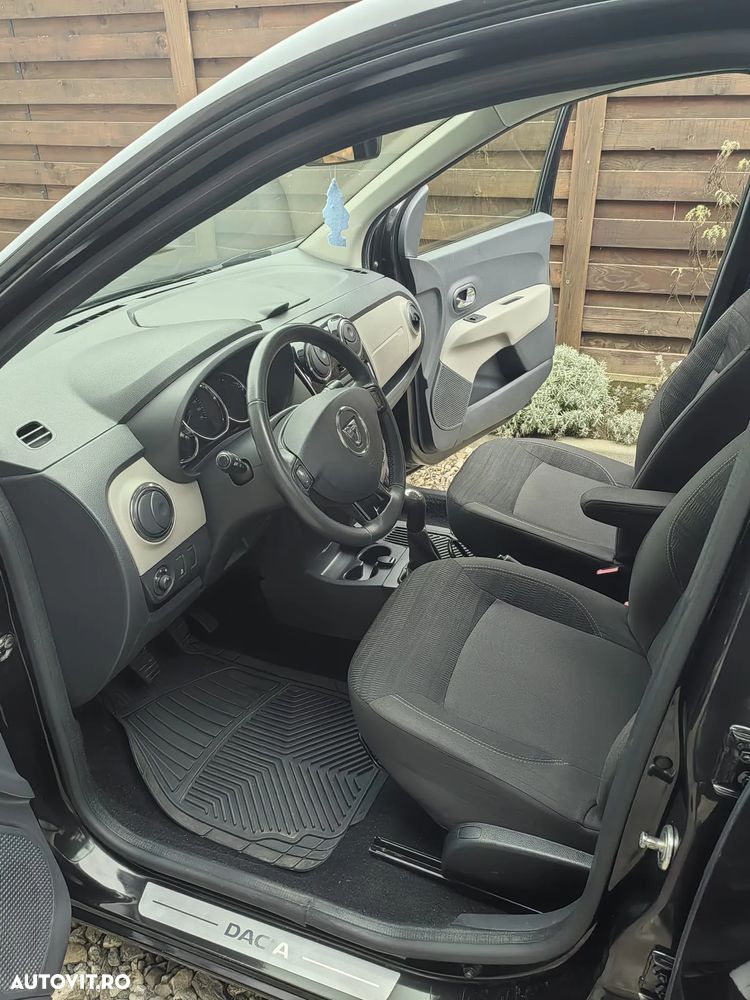 Dacia Lodgy dCi 90 Laureate - 11