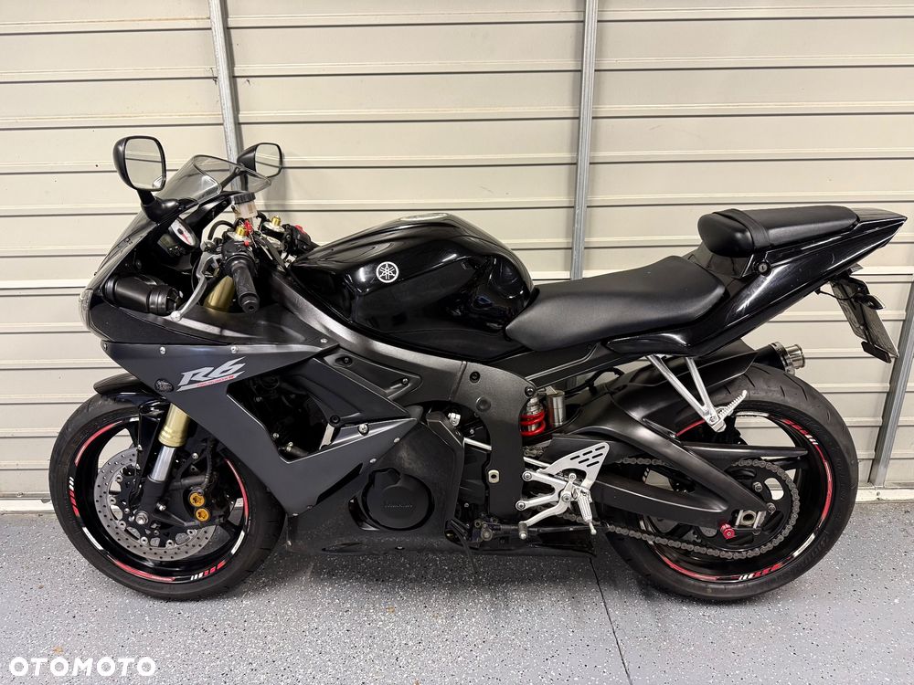 Yamaha R6 - 11