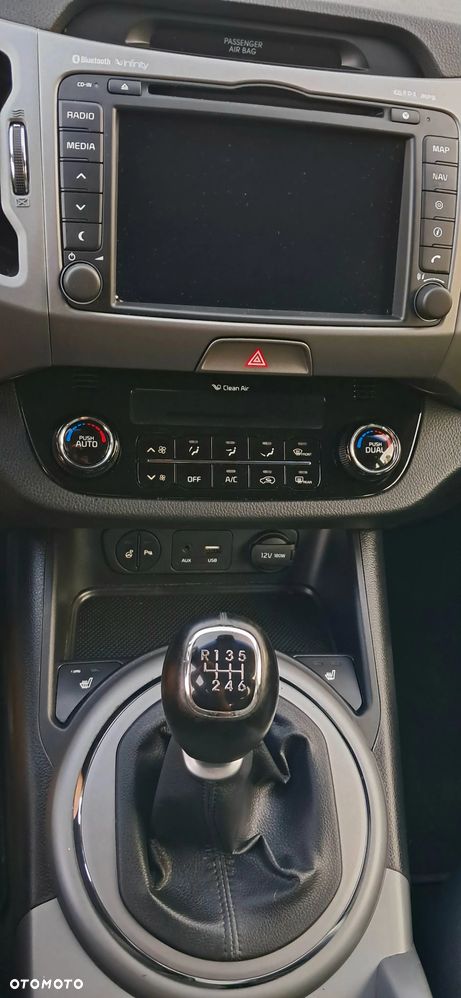 Kia Sportage 1.6 GDI Business Line 2WD - 24