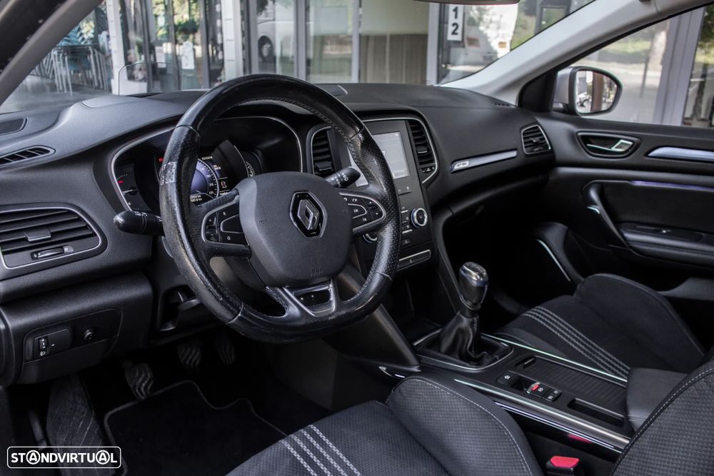 Renault Mégane Sport Tourer 1.5 dCi GT Line - 21