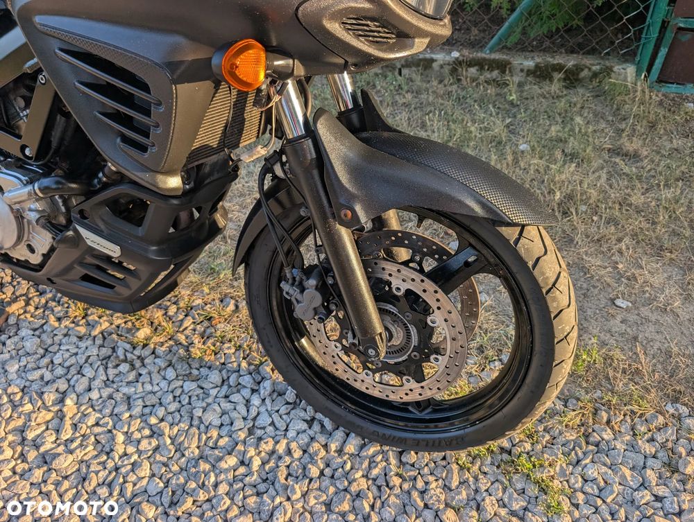 Suzuki V-STROM - 11