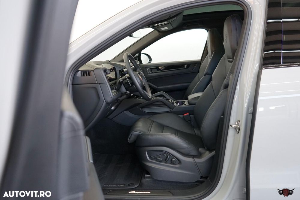 Porsche Cayenne E-Hybrid Tiptronic S Black Edition - 12