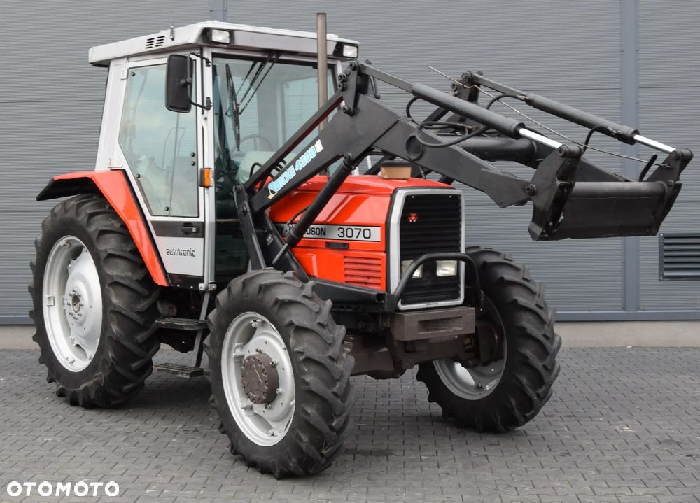 Massey Ferguson 3070 - 4