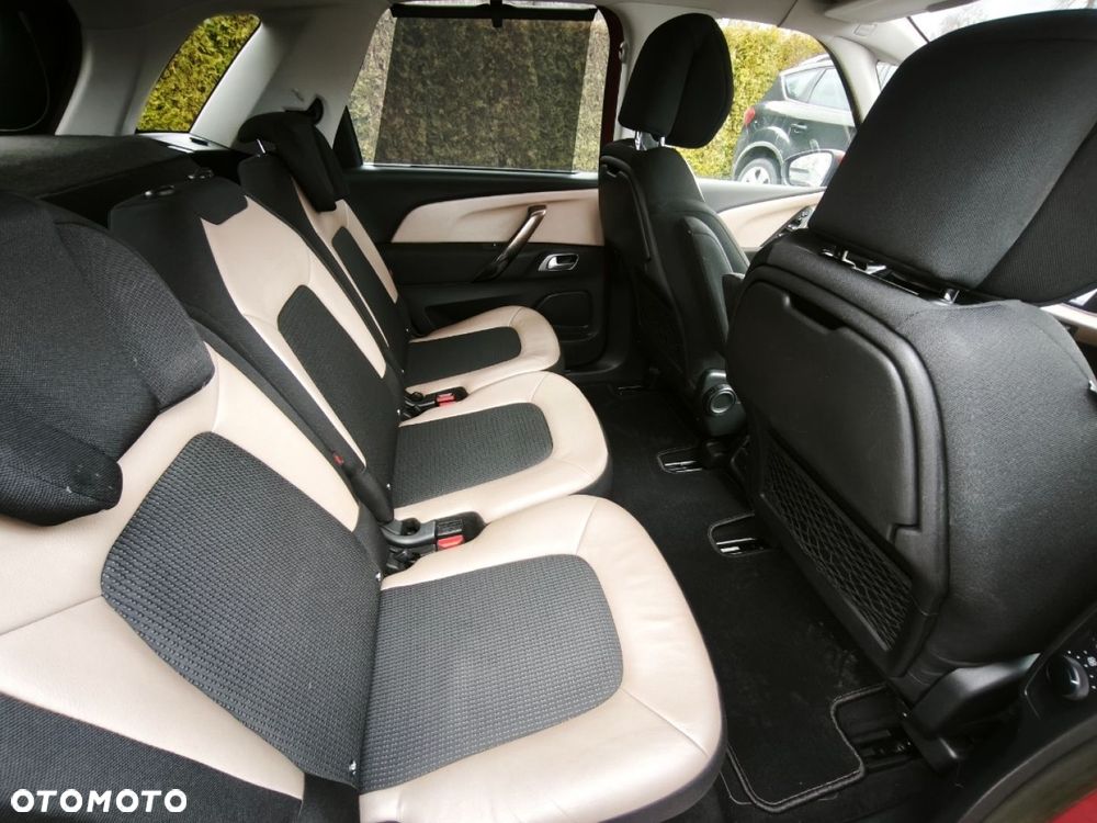 Citroën C4 Picasso 1.6 e-HDi Exclusive - 17