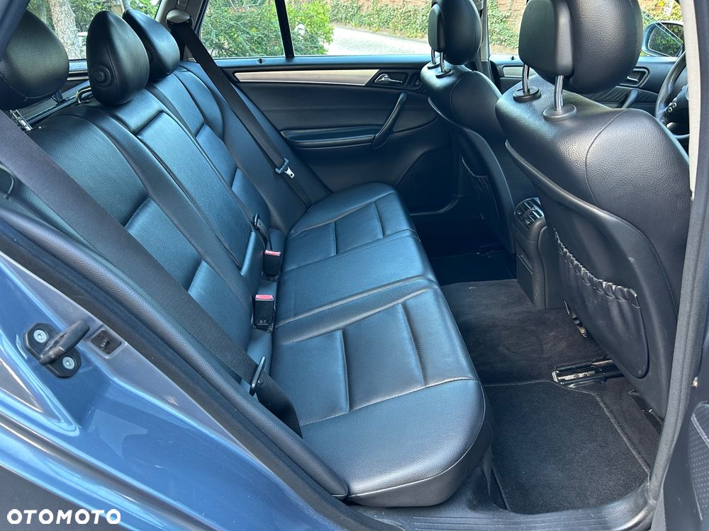 Mercedes-Benz Klasa C 200 Kompressor Avantgarde - 33