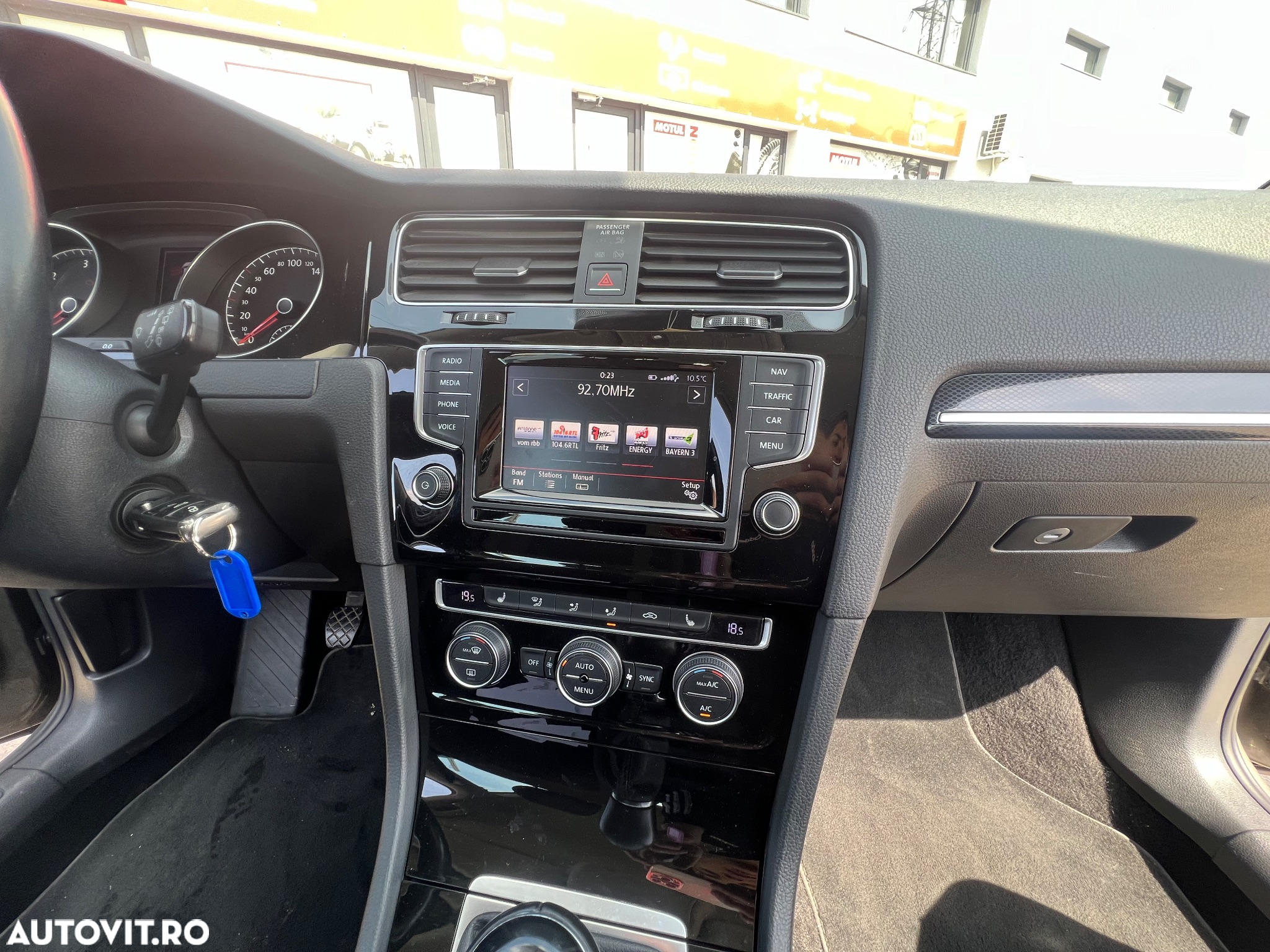 Volkswagen Golf 2.0 BlueTDI Comfortline - 15