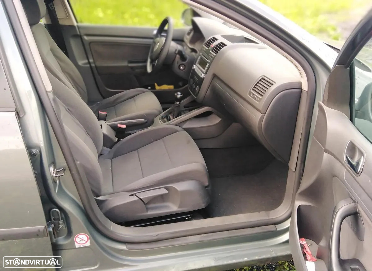 VW Golf - 4