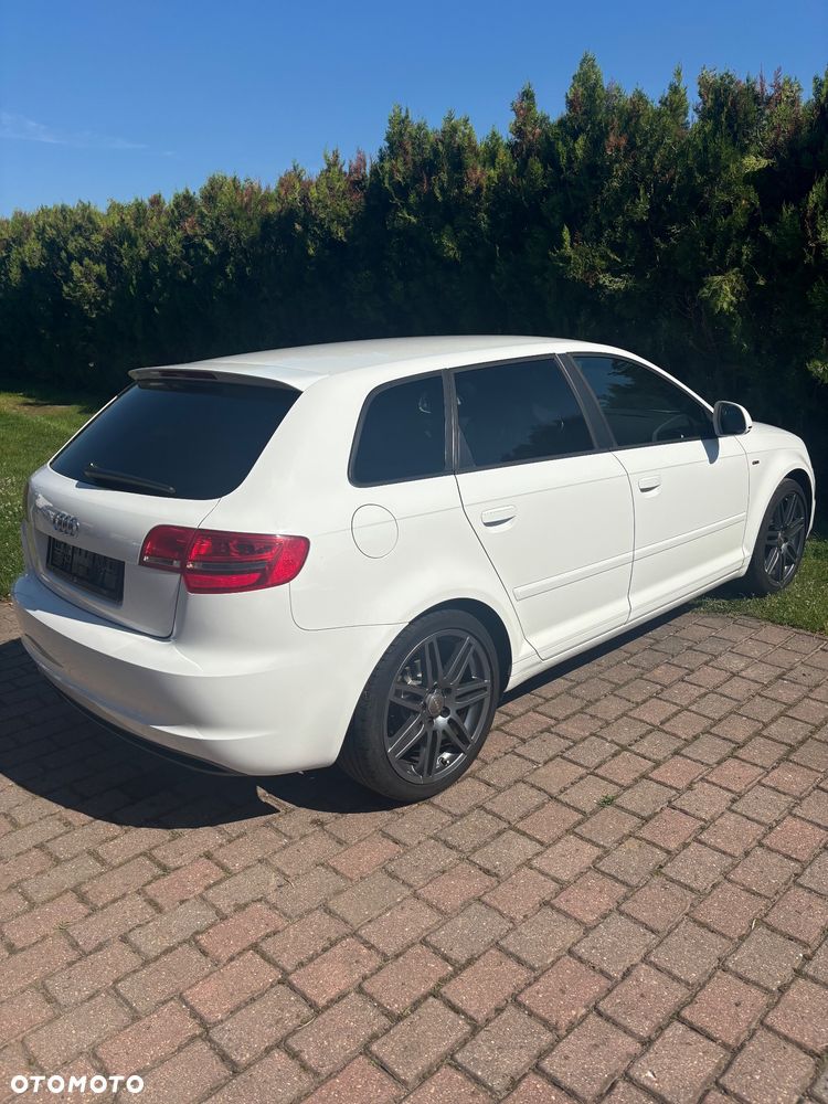 Audi A3 Sportback 1.4 TFSI S Line Sportpaket plus - 5