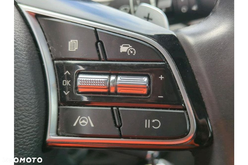 Kia XCeed - 10
