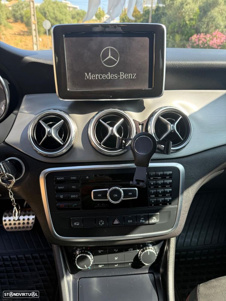 Mercedes-Benz GLA 220 CDI AMG Line - 15