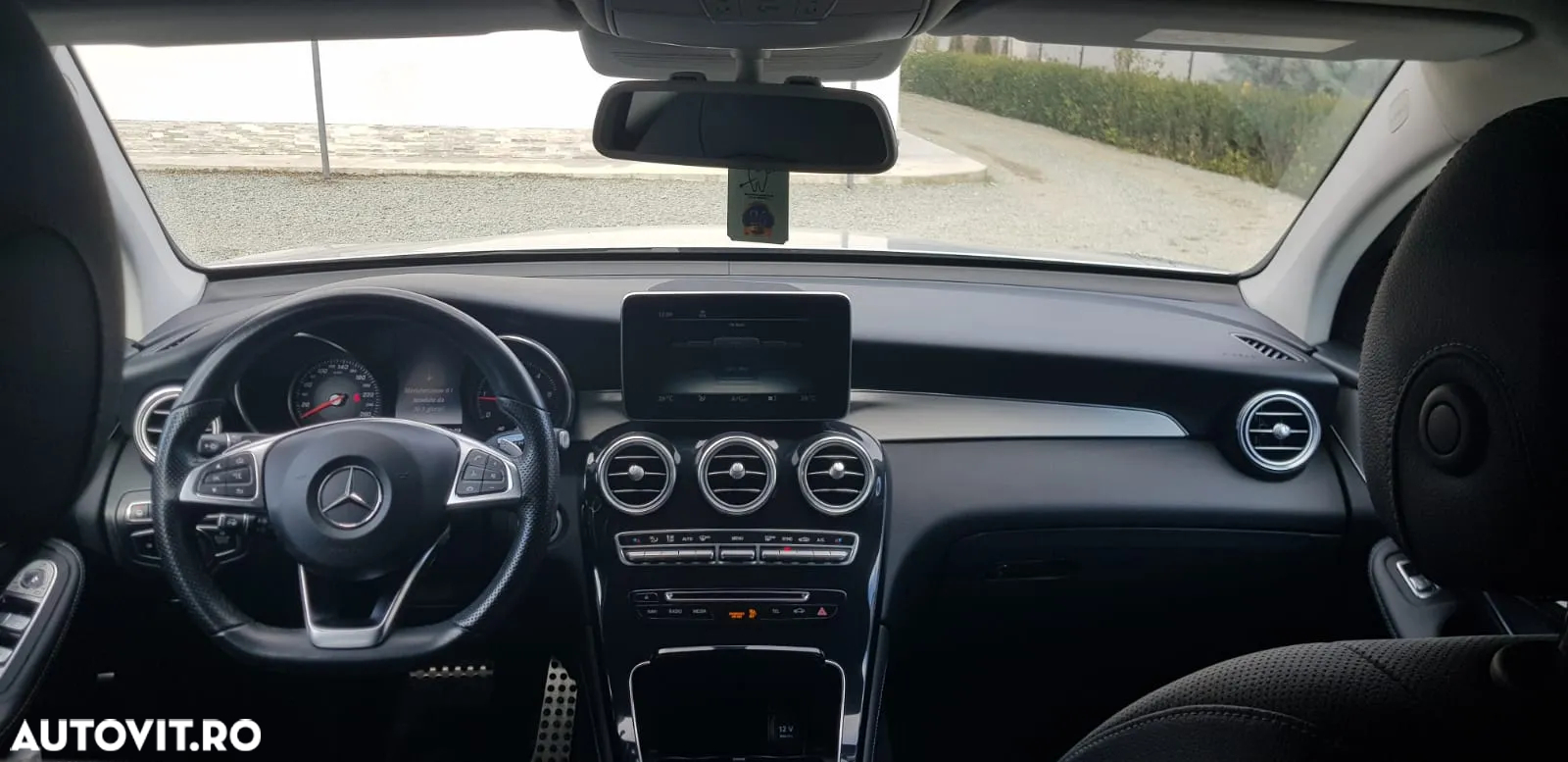 Mercedes-Benz GLC 250 d 4Matic 9G-TRONIC AMG Line - 7