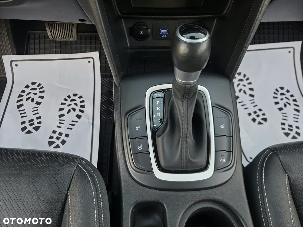 Hyundai Kona - 17
