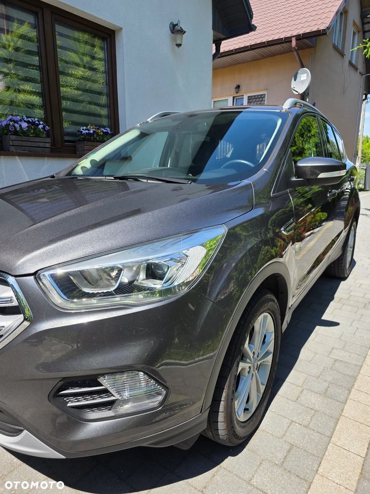 Ford Kuga 2.0 TDCi 2x4 Titanium - 18