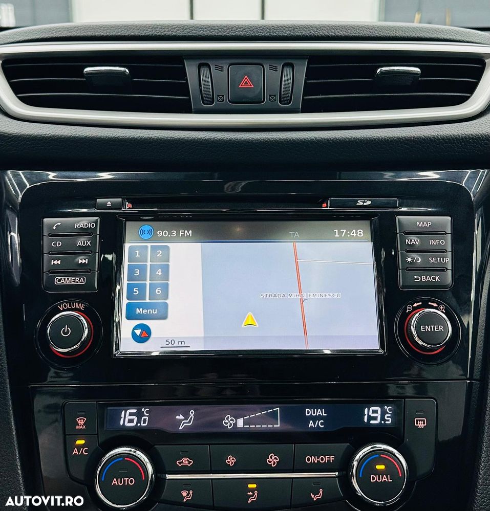 Nissan X-Trail 1.6 dCi N-Vision - 28