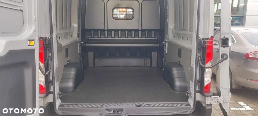 Ford Transit Bygadowy - 10