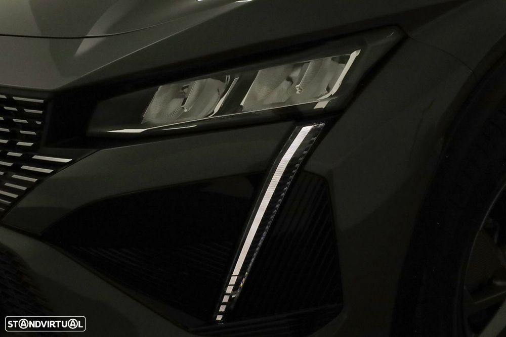 Peugeot 408 1.6 Hybrid Allure e-EAT8 - 6
