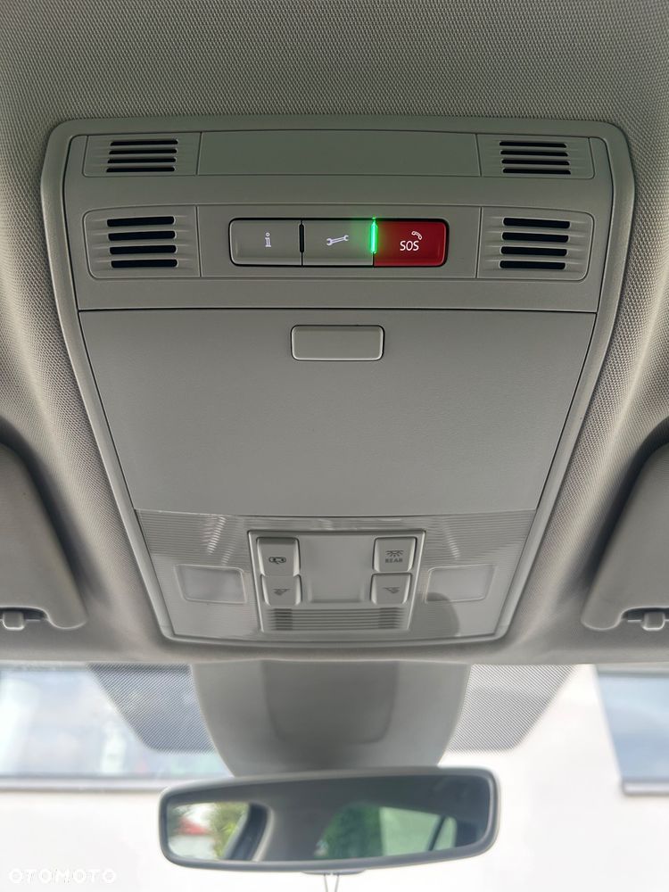 Skoda Superb 2.0 TDI DSG Ambition - 33