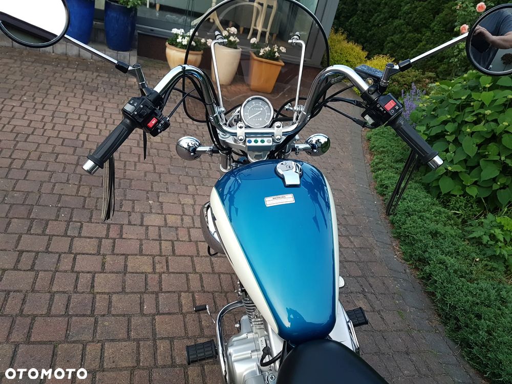 Yamaha XV - 13