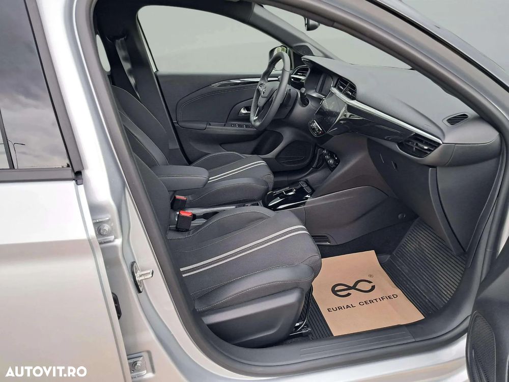 Opel Corsa 1.2L Turbo eDCT6 MHEV GS - 10