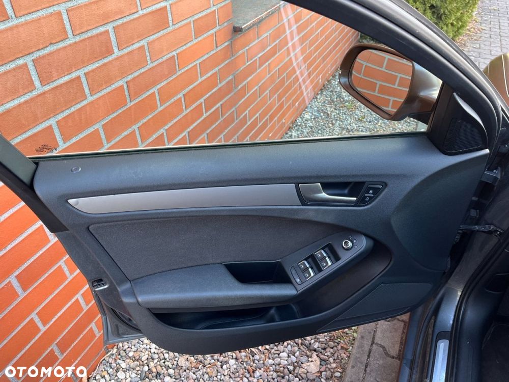 Audi A4 Avant 2.0 TDI DPF Ambition - 24