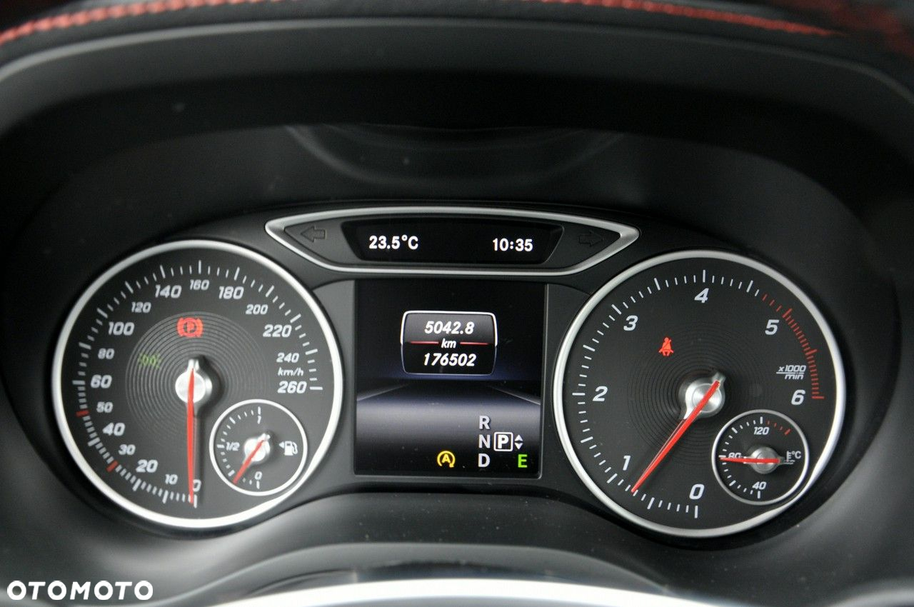 Mercedes-Benz Klasa B 220 d 7G-DCT AMG Line - 10