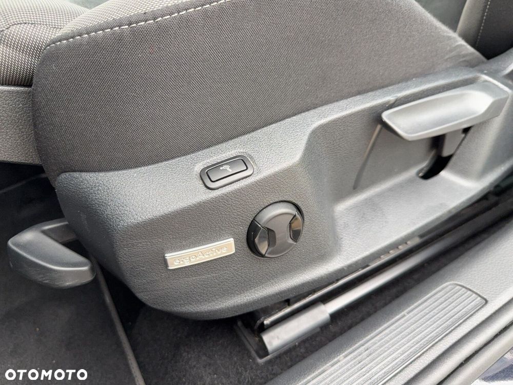 Volkswagen Golf 1.5 TSI BMT Highline - 12