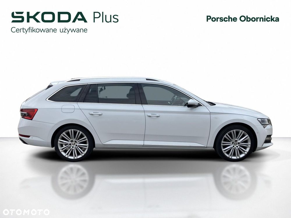 Skoda Superb 2023 photo 3