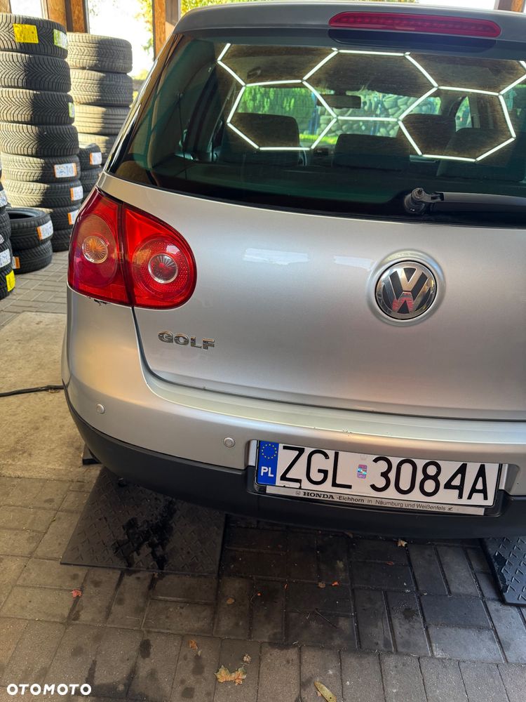 Volkswagen Golf 2.0 FSI Comfortline - 10