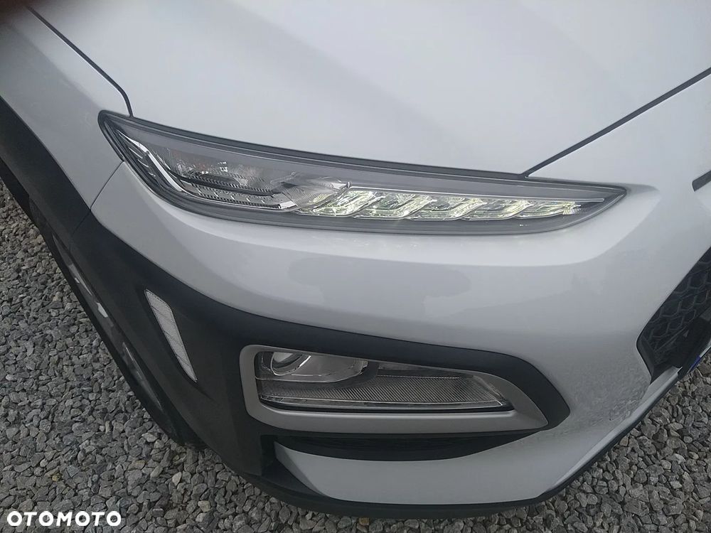 Hyundai Kona - 11