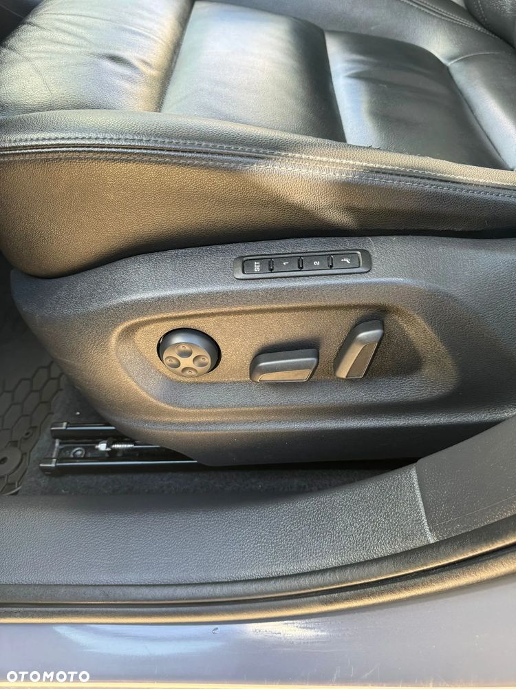 Volkswagen Sharan 2.0 TDI DSG Highline Black Style - 9