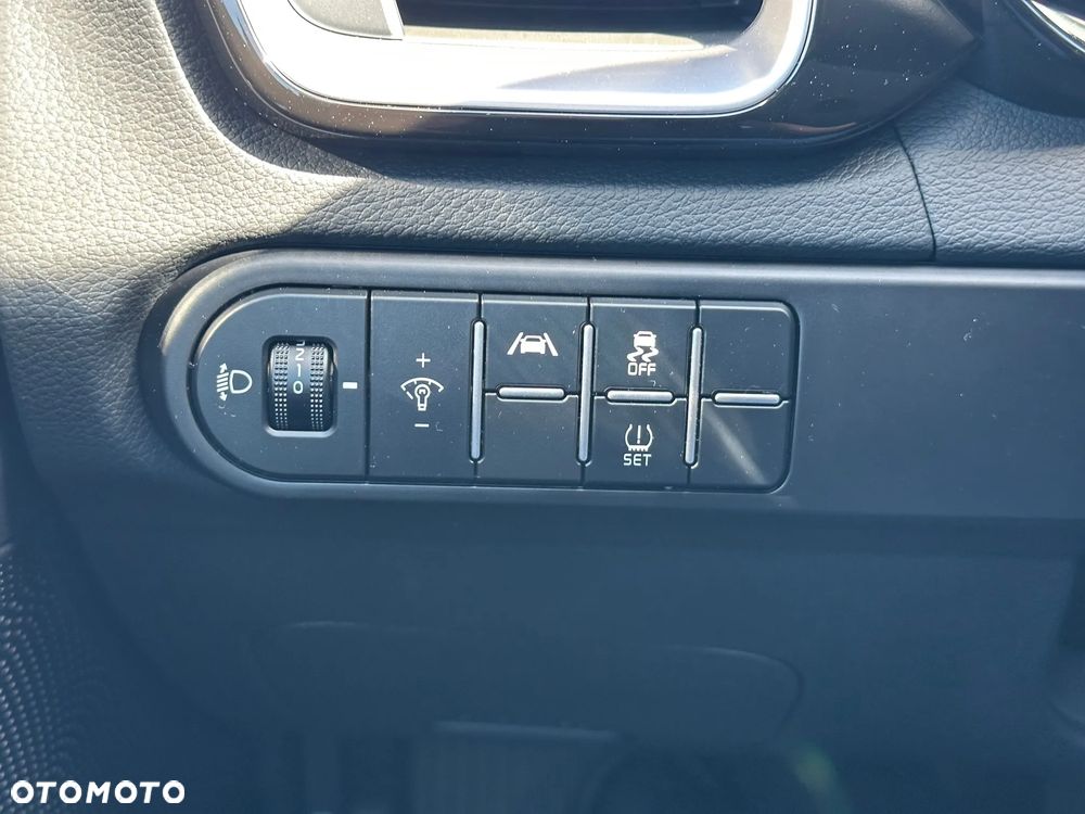 Kia XCeed 1.5 T-GDI L DCT - 30