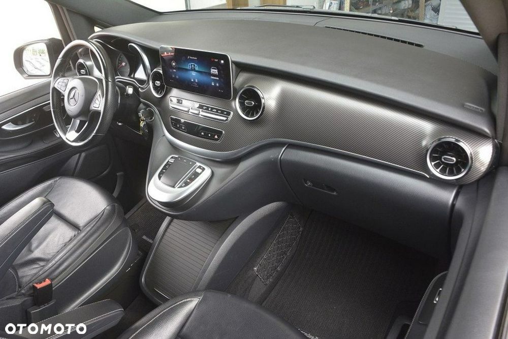 Mercedes-Benz Klasa V 300 d extralang 4Matic 9G-TRONIC Avantgarde - 18
