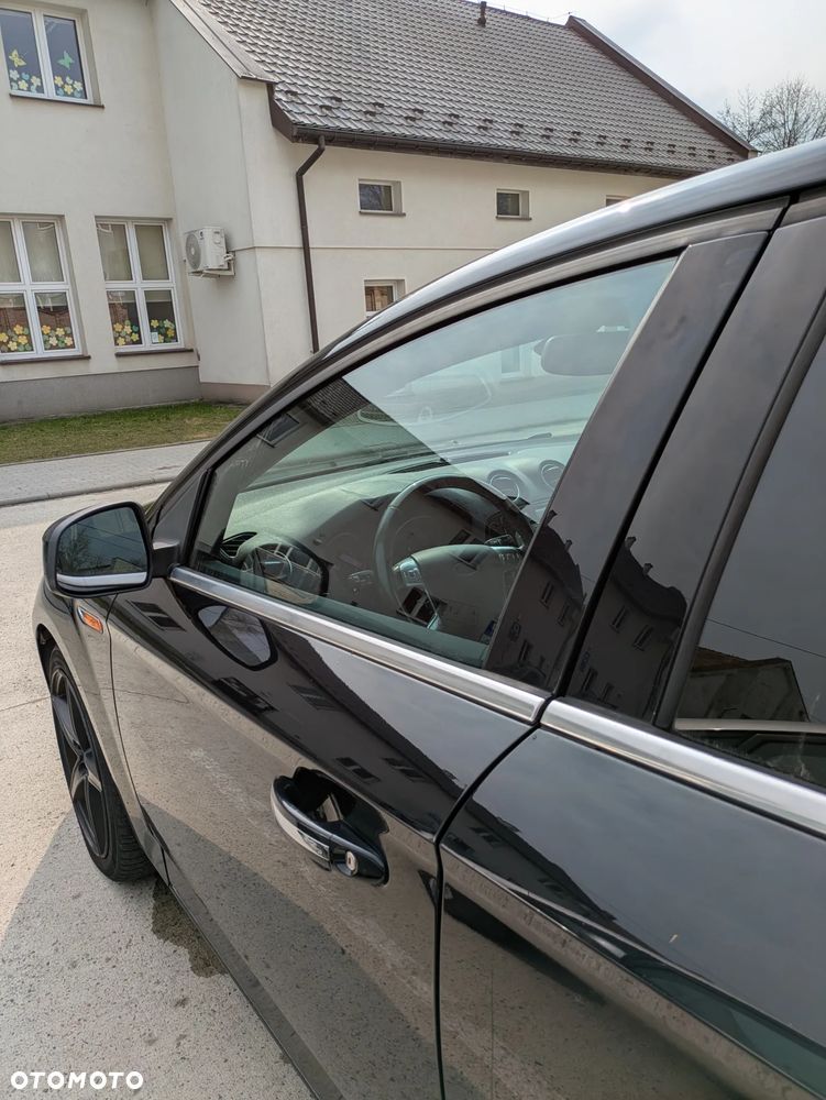 Ford Mondeo 2.0 Ghia X100 / X - 5