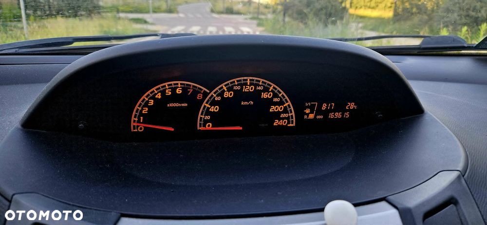 Toyota Yaris 1.8 VVT-i TSport - 8