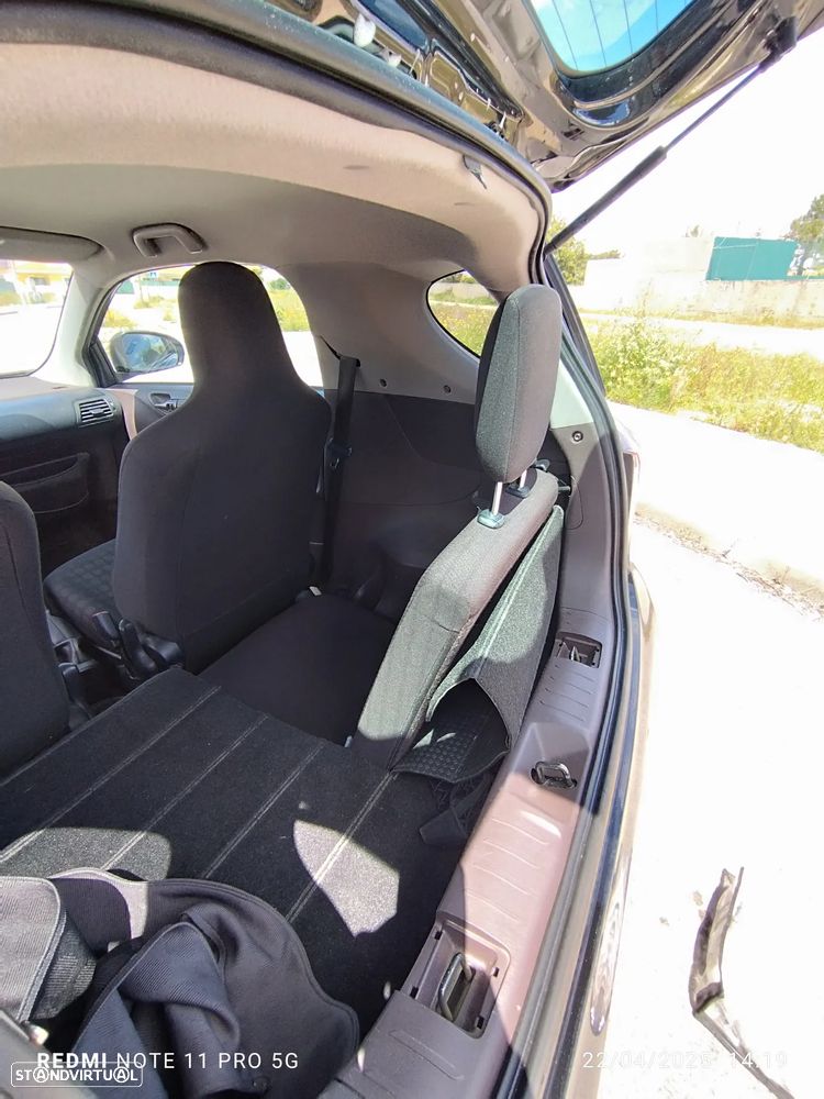 Toyota iQ 1.4 D-4D + - 7