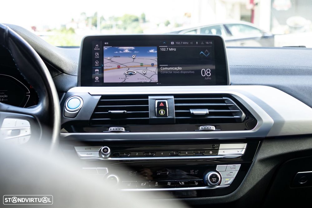 BMW iX3 Inspiring - 19