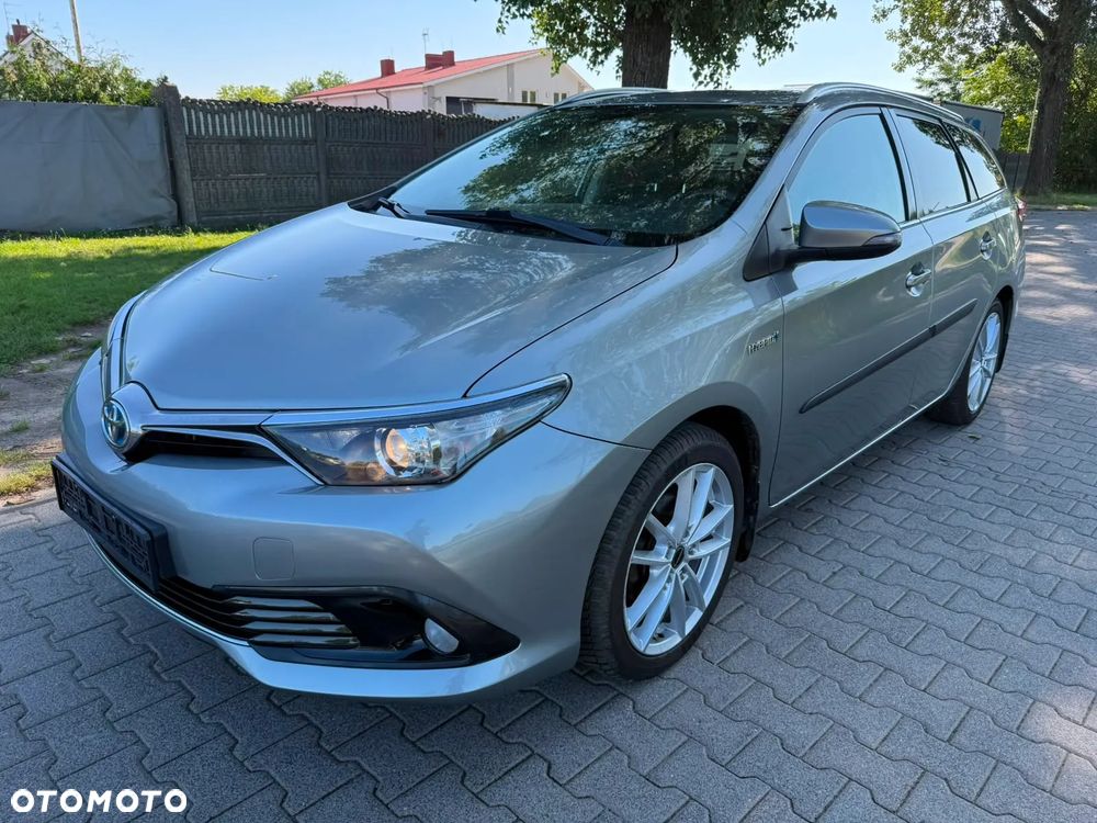 Toyota Auris 1.8 HSD Luna - 8