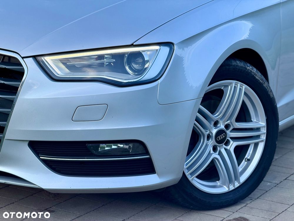 Audi A3 Sportback 1.4 TFSI Attraction - 25