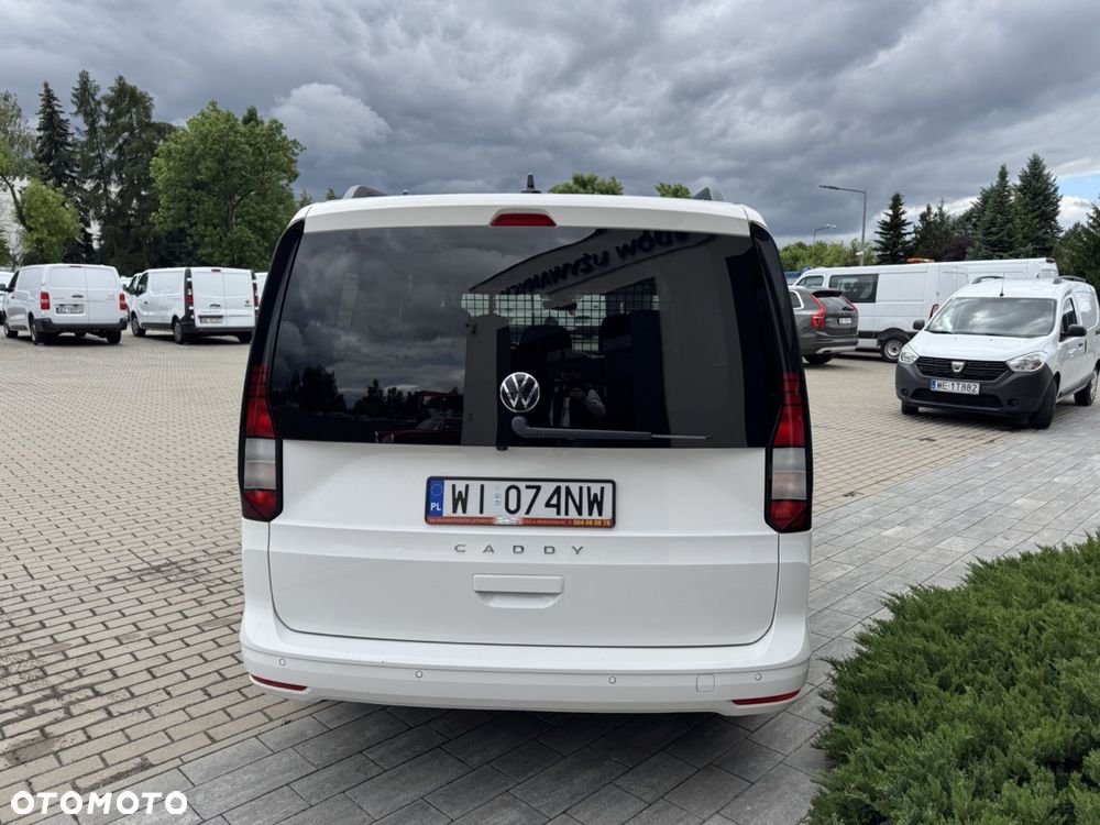 Volkswagen Caddy Maxi 2.0 TDI DSG - 6