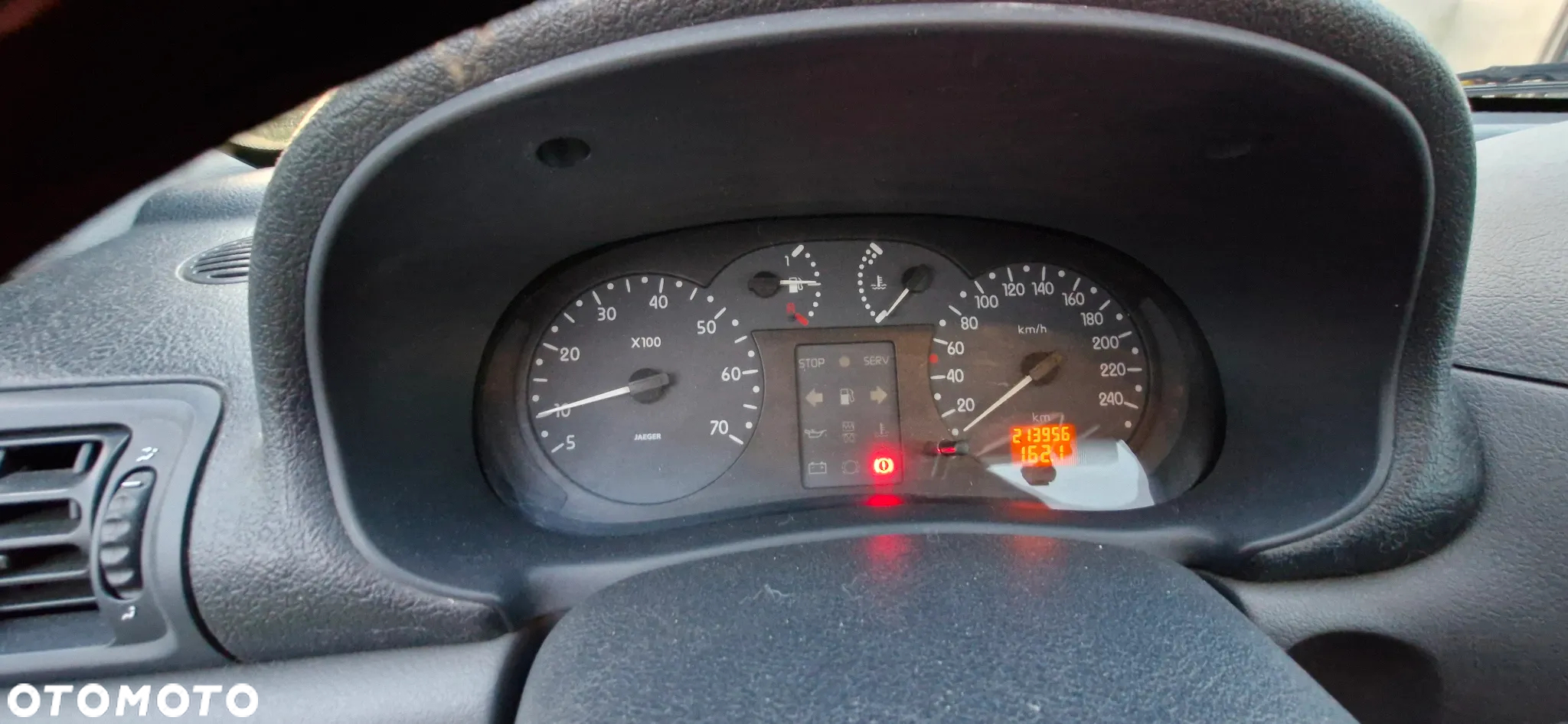 Renault Clio 1.2 Campus Authentique - 11
