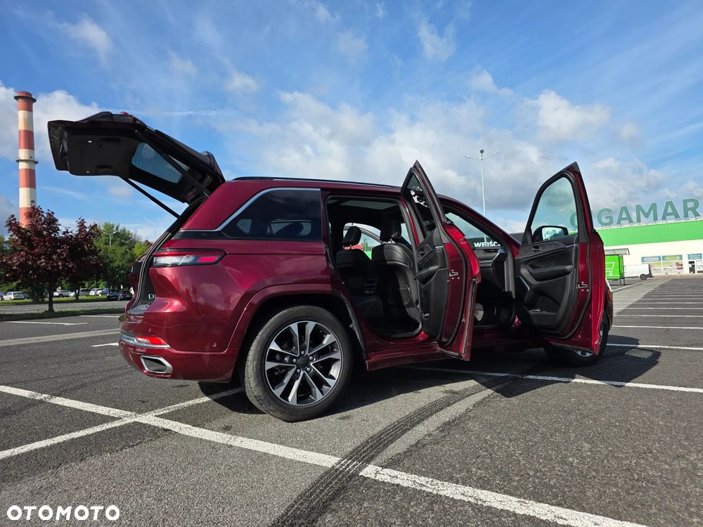 Jeep Grand Cherokee - 17