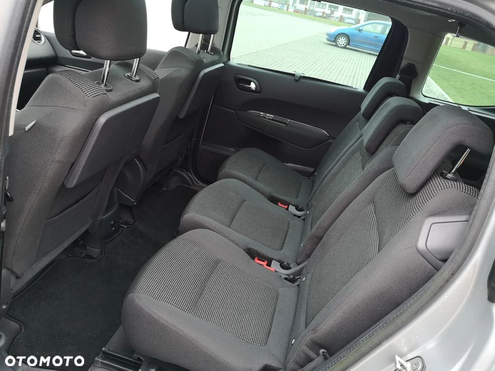 Peugeot 5008 155 THP Allure - 24