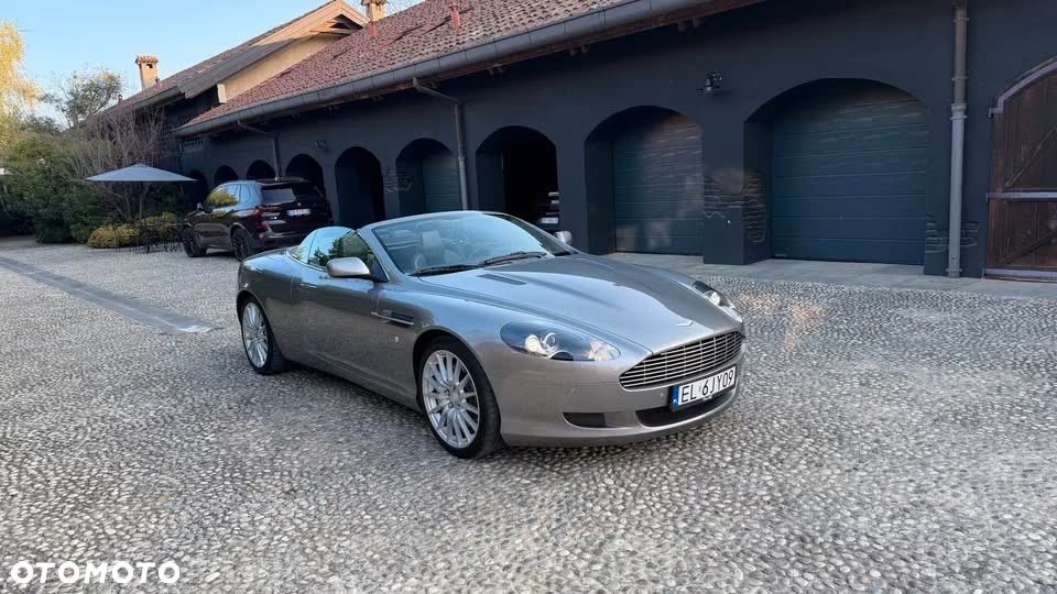 Aston Martin DB9 Standard - 7