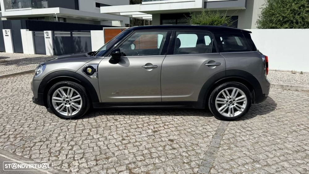 MINI Countryman Cooper SE ALL4 Auto - 6