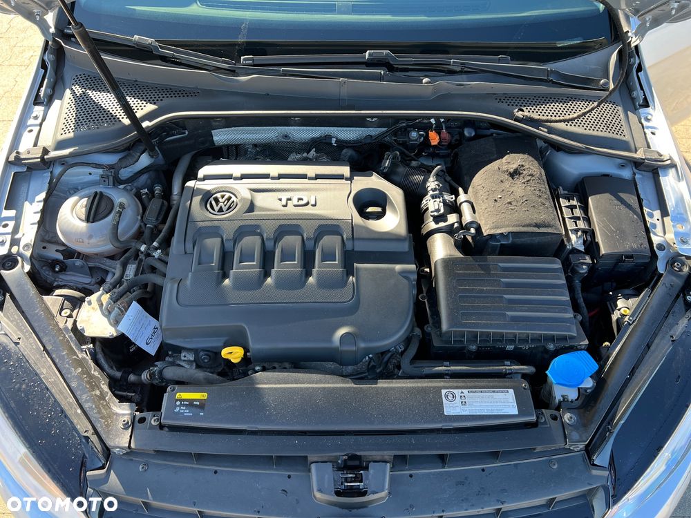 Volkswagen Golf 1.6 TDI BlueMotion Technology Trendline - 33