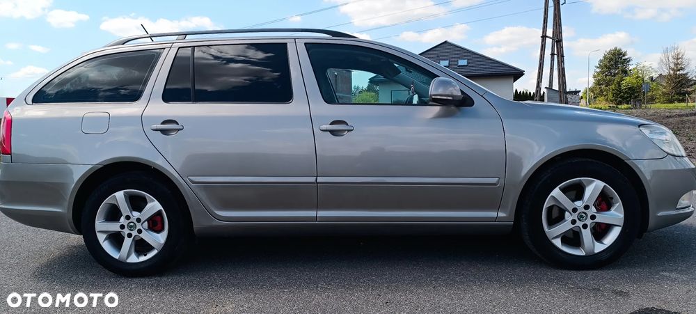 Skoda Octavia 1.8 T FSI Ambiente - 10