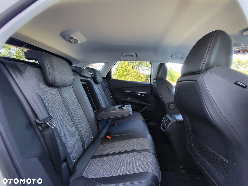 Peugeot 3008 - 18