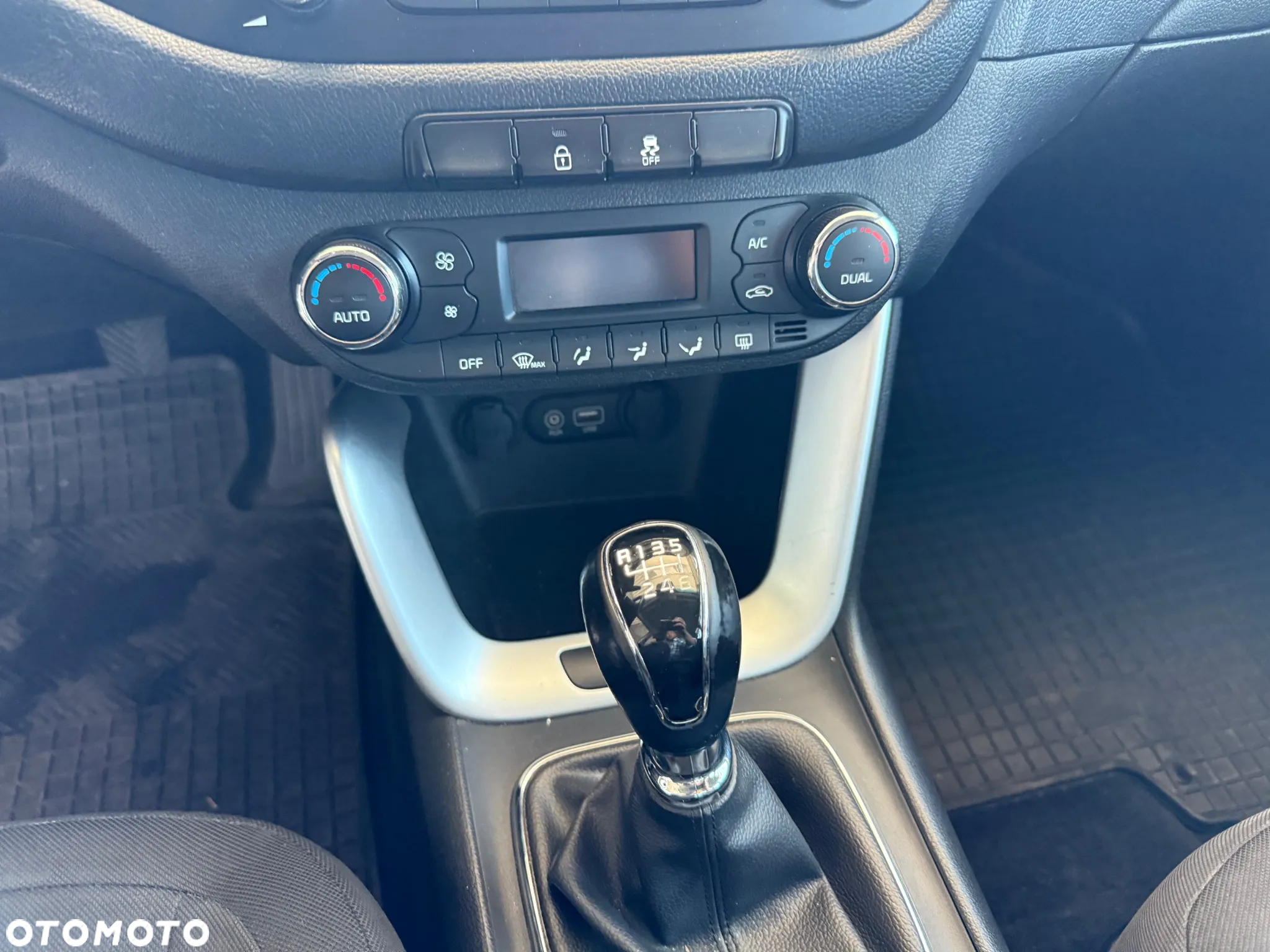 Kia Ceed Cee'd 1.6 GDI M - 11