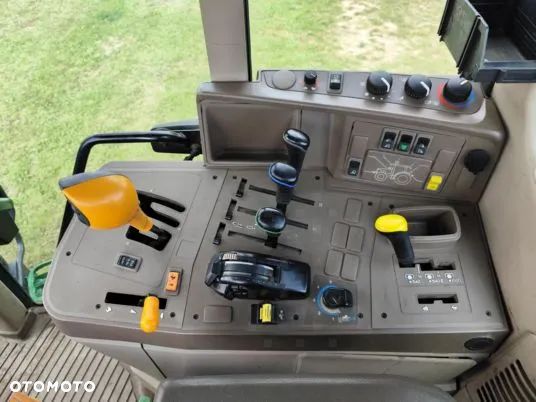 John Deere 6115M - 14